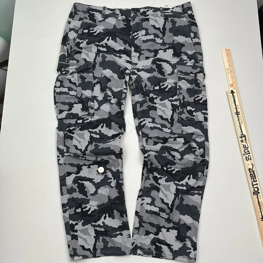Y2K Levi's Camo Cargo Pants Mens 40x32 Gray Black Straight Fit Cotton Skater